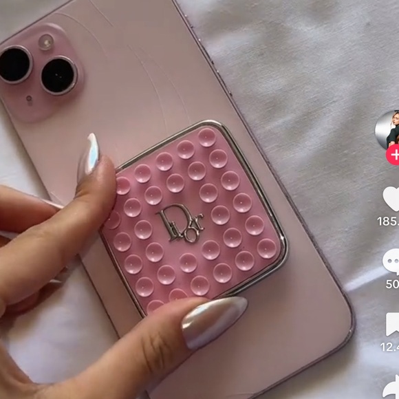 Dior iPhone14 ケース ピンク Dior（iPhoneケース ・ ピンク/桃色系）のフリマアイテム一覧